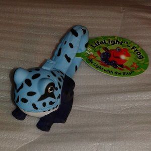 Life Light - Frog White  LED Light Carabiner